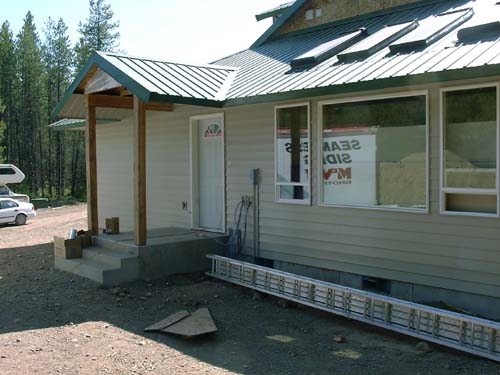 0138 - siding of sunroom and porch